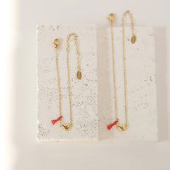 Brățara „Amor Auriu” cu Inimioară și Talisman Roșu - Sentimente Gravate