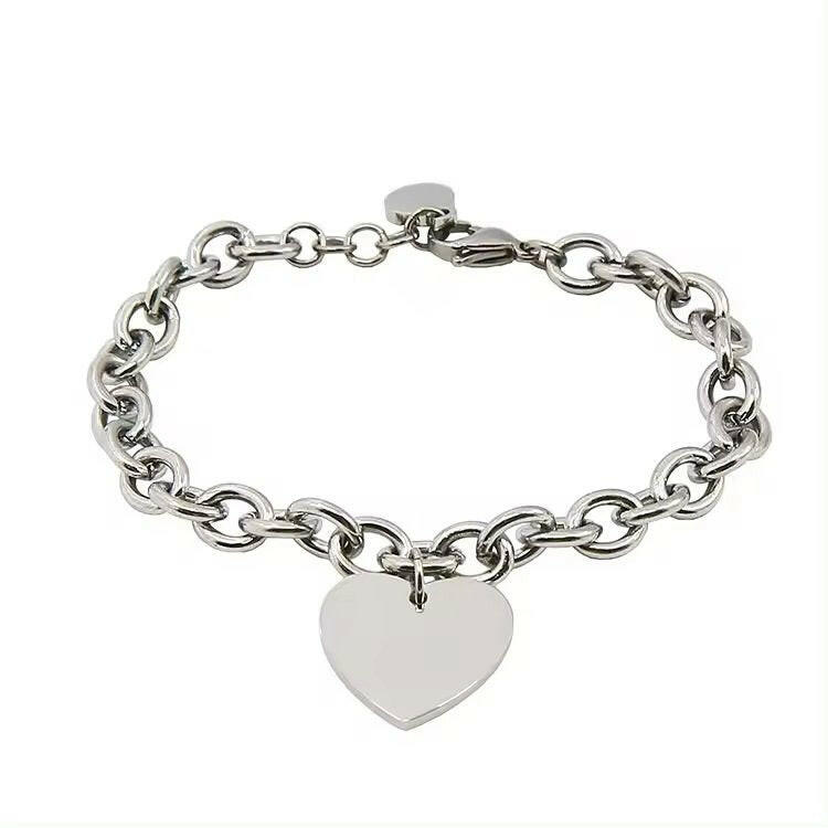 Bratara Argintie de dama cu inimioara personalizata - Sentimente Gravate