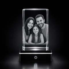 Cristal Foto Personalizat cu Bază LED RGB și Cutie Cadou – Poza Ta Gravată în Interior