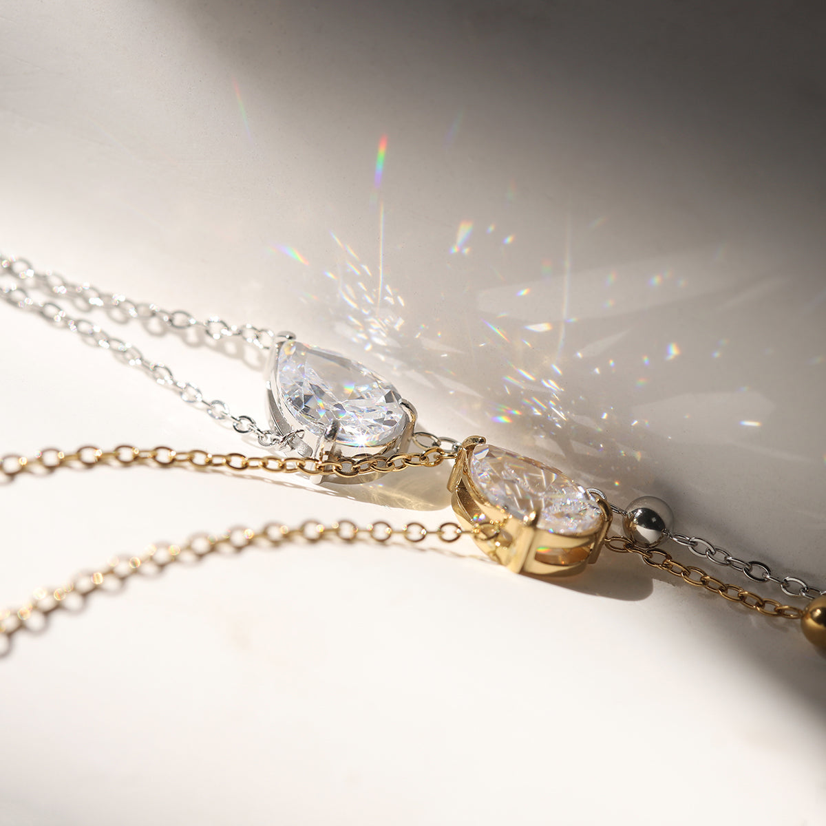 Colier Dublu „Eleganță Auriu” cu Cristale Zirconiu - Sentimente Gravate