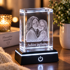 Cristal Foto Personalizat cu Bază LED RGB și Cutie Cadou – Poza Ta Gravată în Interior